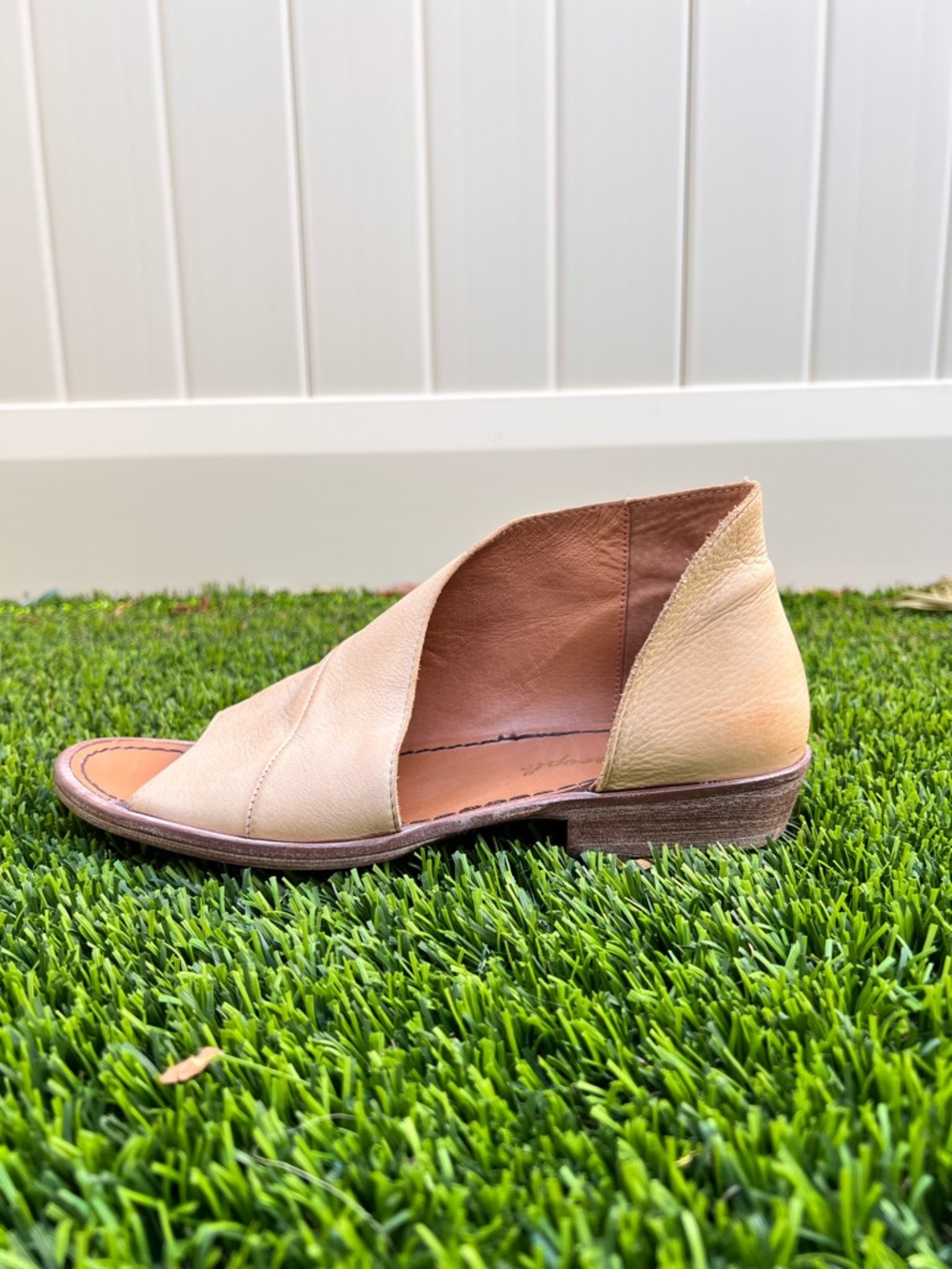 Free People Tan Leather Open-Toe Flats - Picture 4 of 9